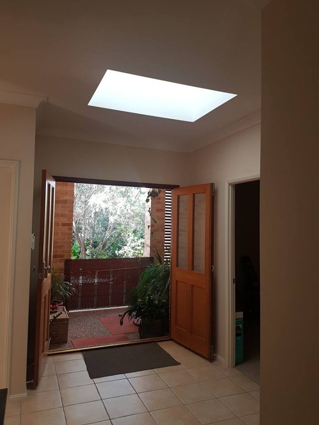 34506493_10216334117529022_5954034392744591360_n Skylight in house.