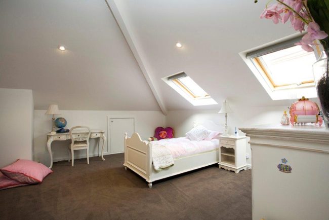 MG_4367-3 Room in Attic.