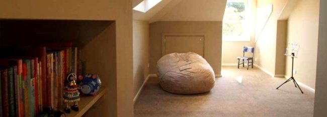 how-to-build-a-room-in-the-roof Attic Room.